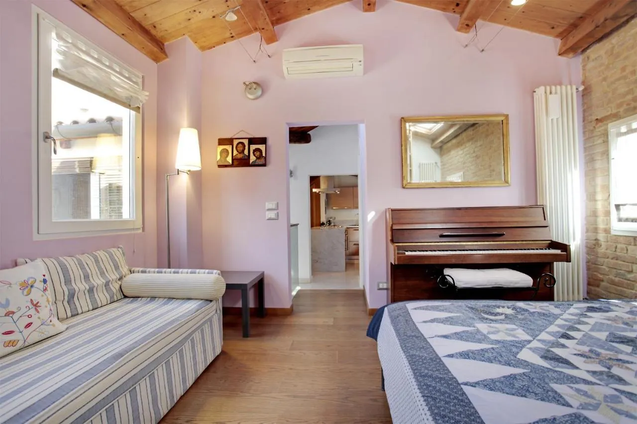 Fenix Otello Apartments Venedik İtalya