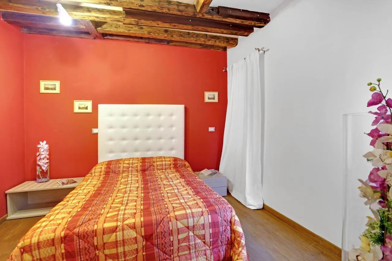 Fenix Otello Apartments Venedik 0*,  İtalya
